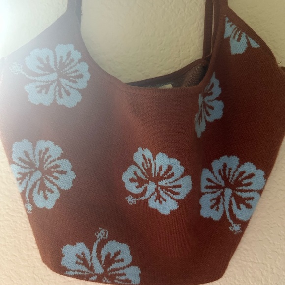 Summer flower top - Picture 3 of 5